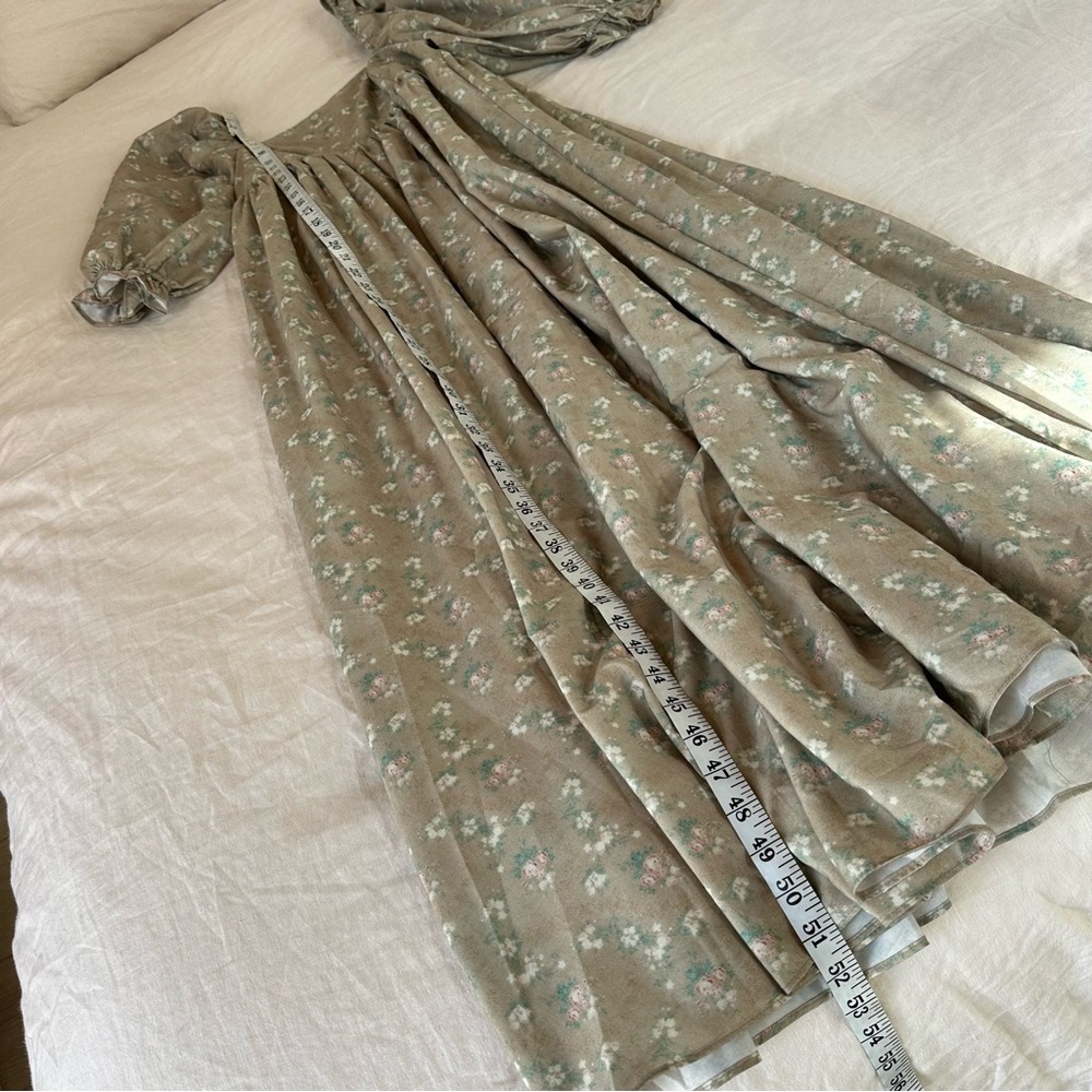 Carly Jean Los Angeles Sage Floral Maxi Dress - Picture 13 of 13